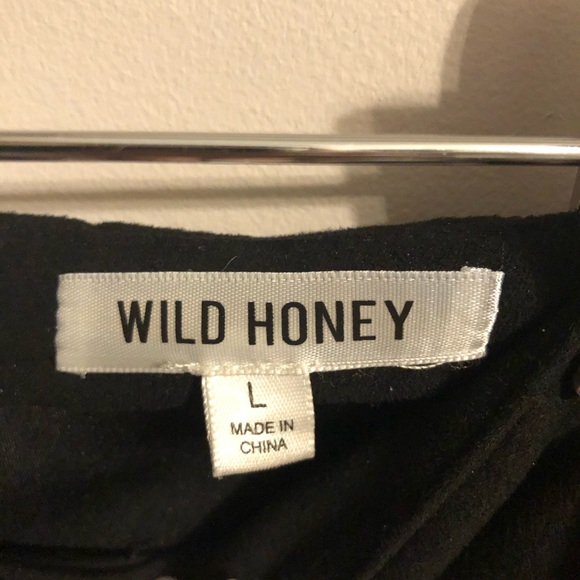 Large suede black skirt - Picture 3 of 3